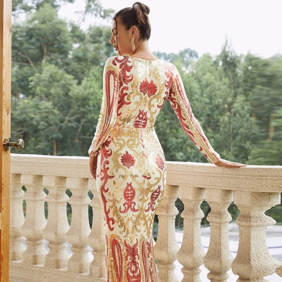 Glamorous Multicolored Sequined Mermaid Maxi Formal Gown - Picture 2 of 16